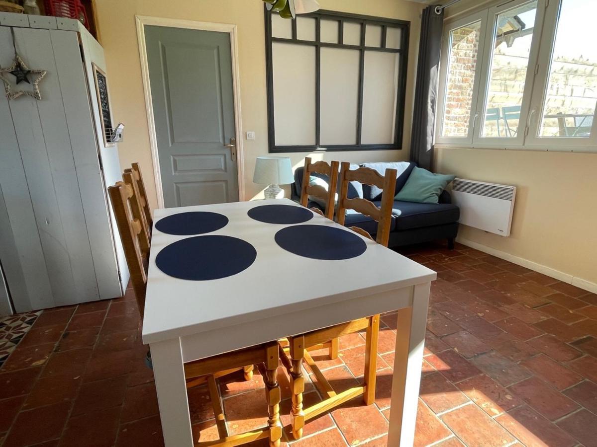 Le Clos Charmaine Auquemesnil Extérieur photo